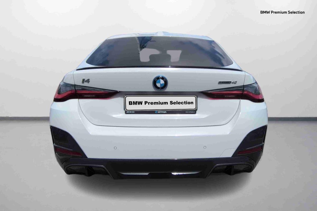 bmw-i4-2024-eletrico-0cc