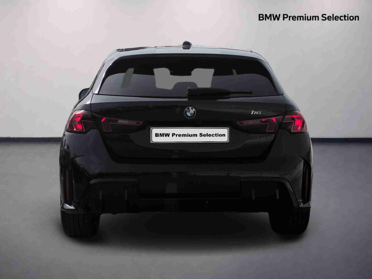 bmw-serie-1-2025-gasolina-1499cc
