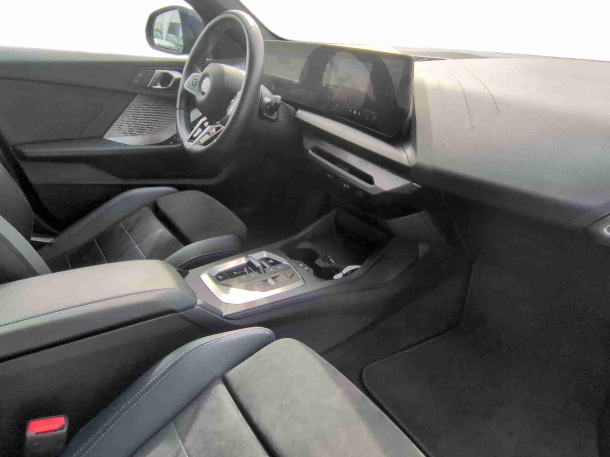 bmw-serie-1-2025-gasolina-1499cc
