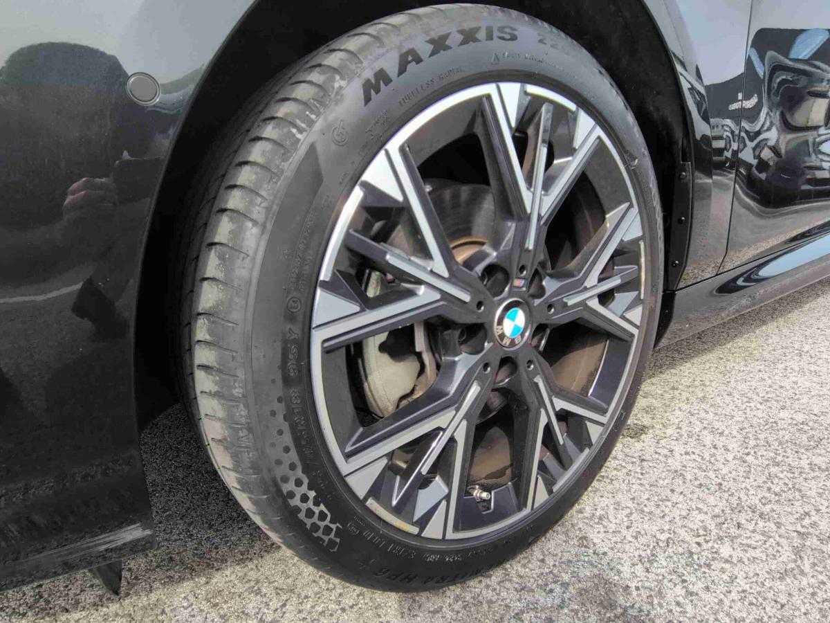 bmw-serie-1-2025-gasolina-1499cc