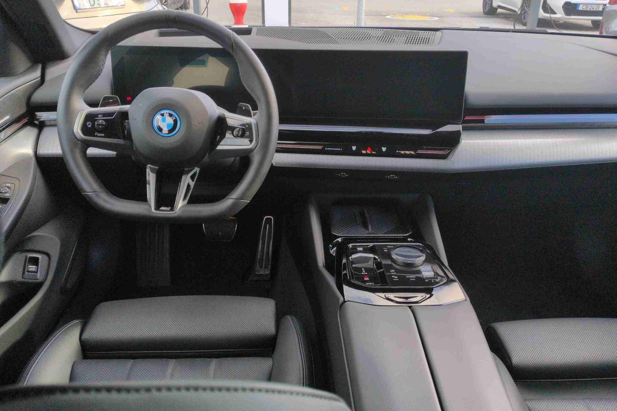 bmw-303-2024-hibrido-1998cc