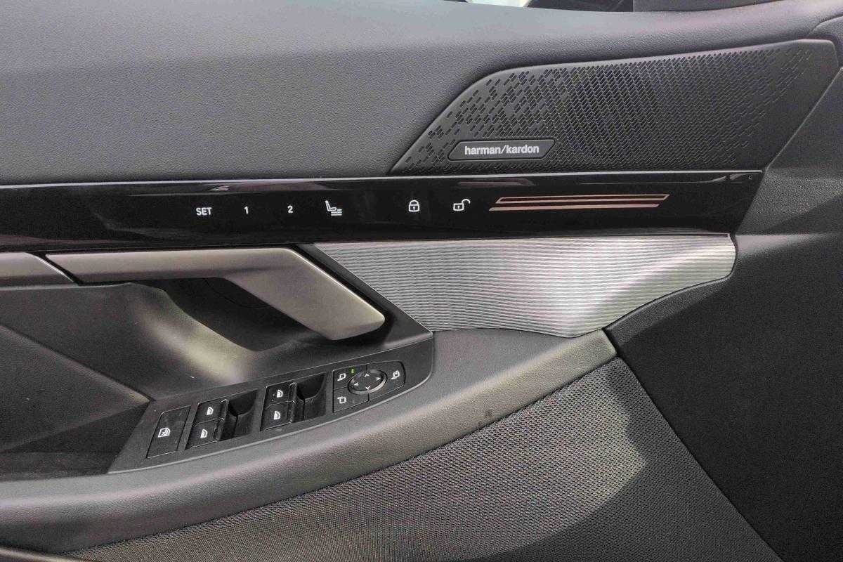 bmw-303-2024-hibrido-1998cc