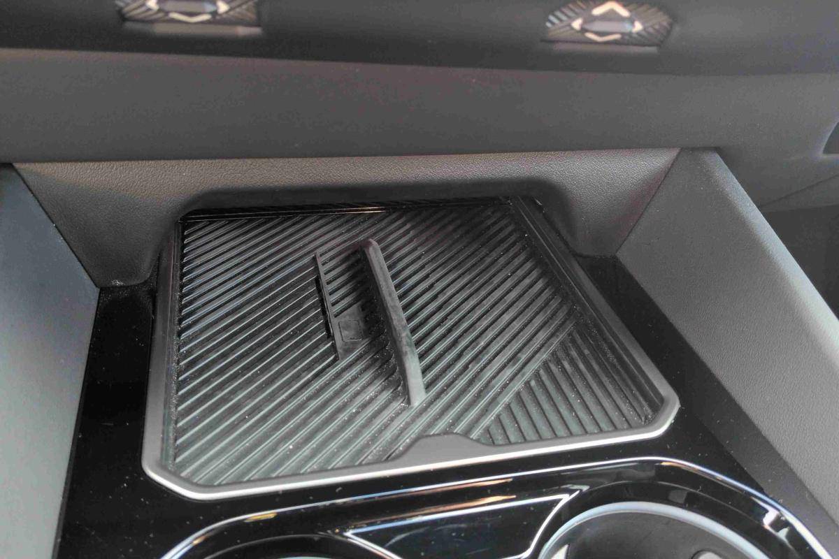 bmw-303-2024-hibrido-1998cc