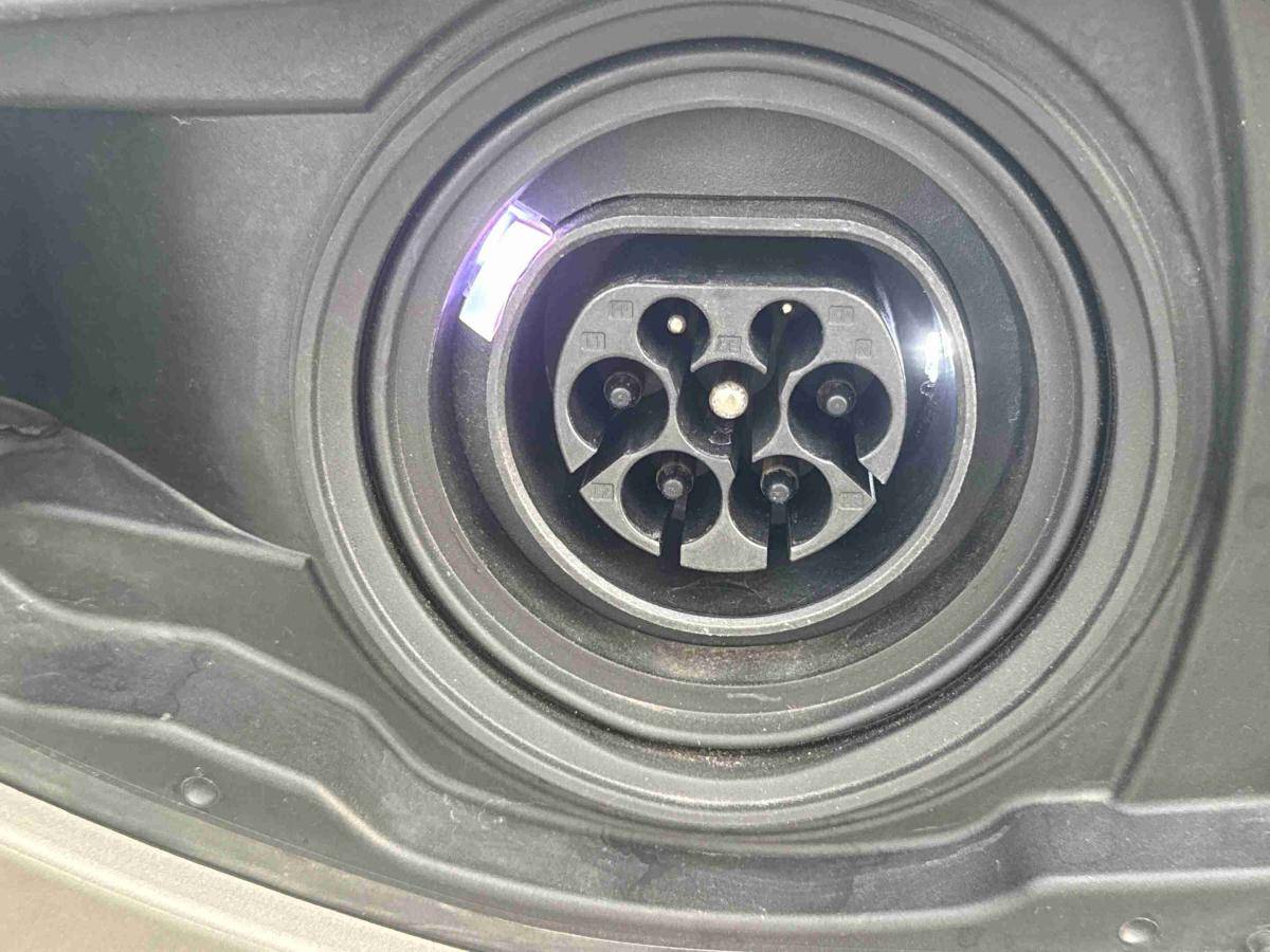 bmw-serie-5-2025-hibrido-1998cc