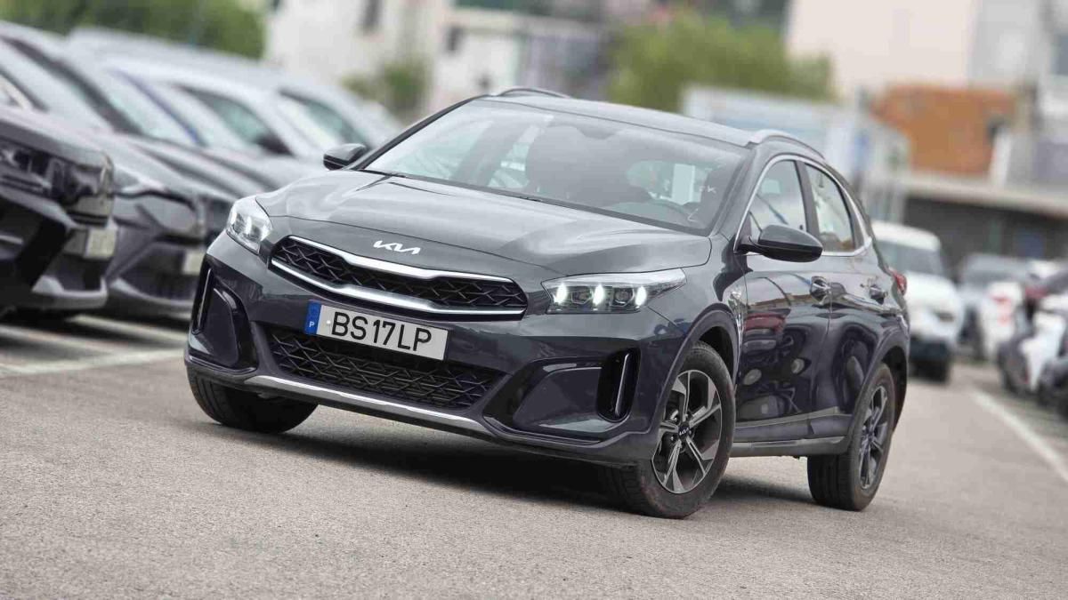 kia-xceed-2025-gasolina-998cc