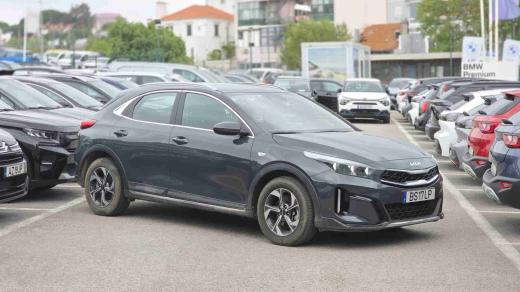 kia-xceed-2025-gasolina-998cc