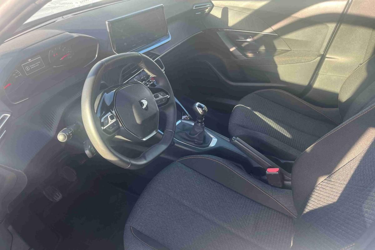 peugeot-2008-2025-gasolina-1199cc