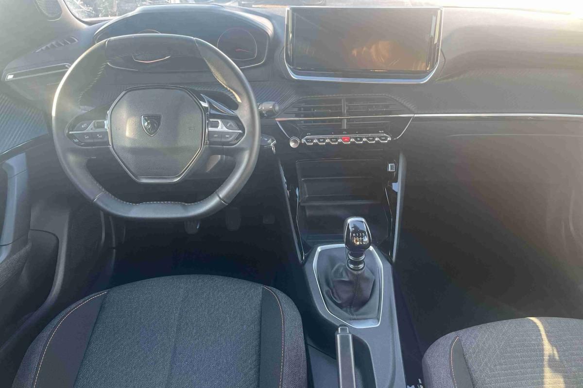 peugeot-2008-2025-gasolina-1199cc