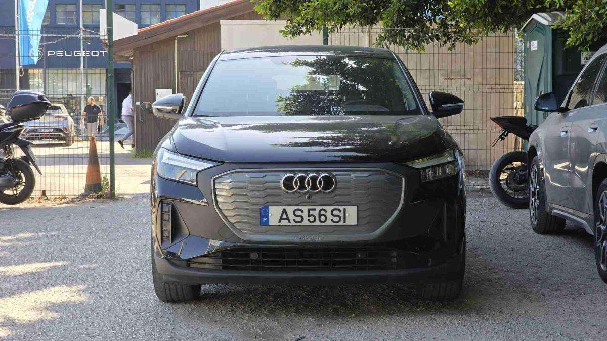 audi-q4-2022-eletrico-0cc