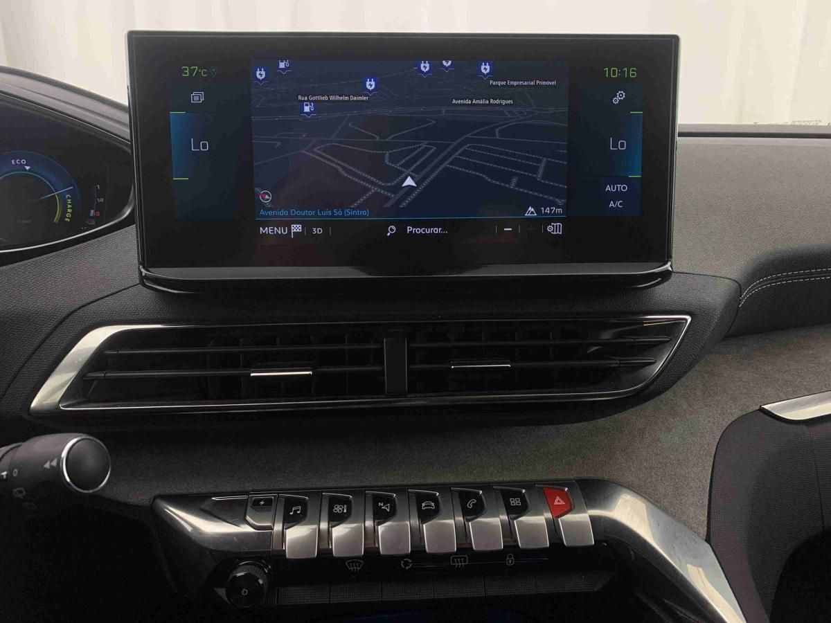 peugeot-3008-2023-hibrido-1598cc
