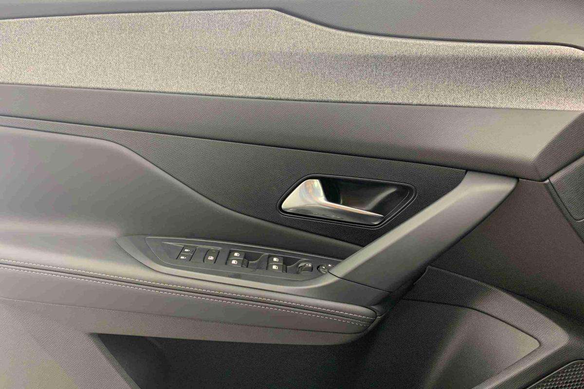 peugeot-308-sw-2026-gasolina-1199cc