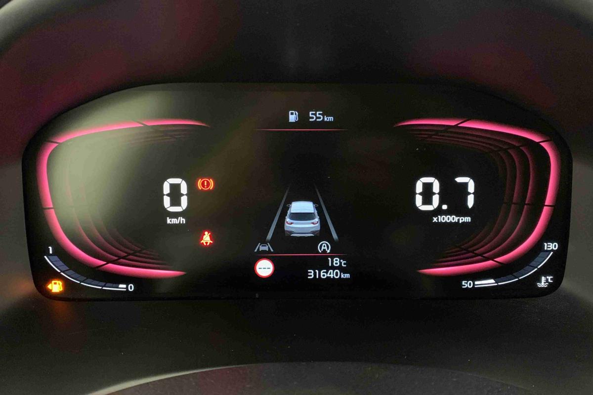kia-stonic-2025-gasolina-1197cc