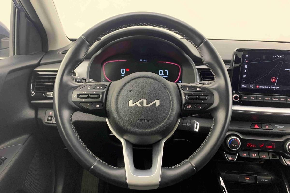 kia-stonic-2025-gasolina-1197cc