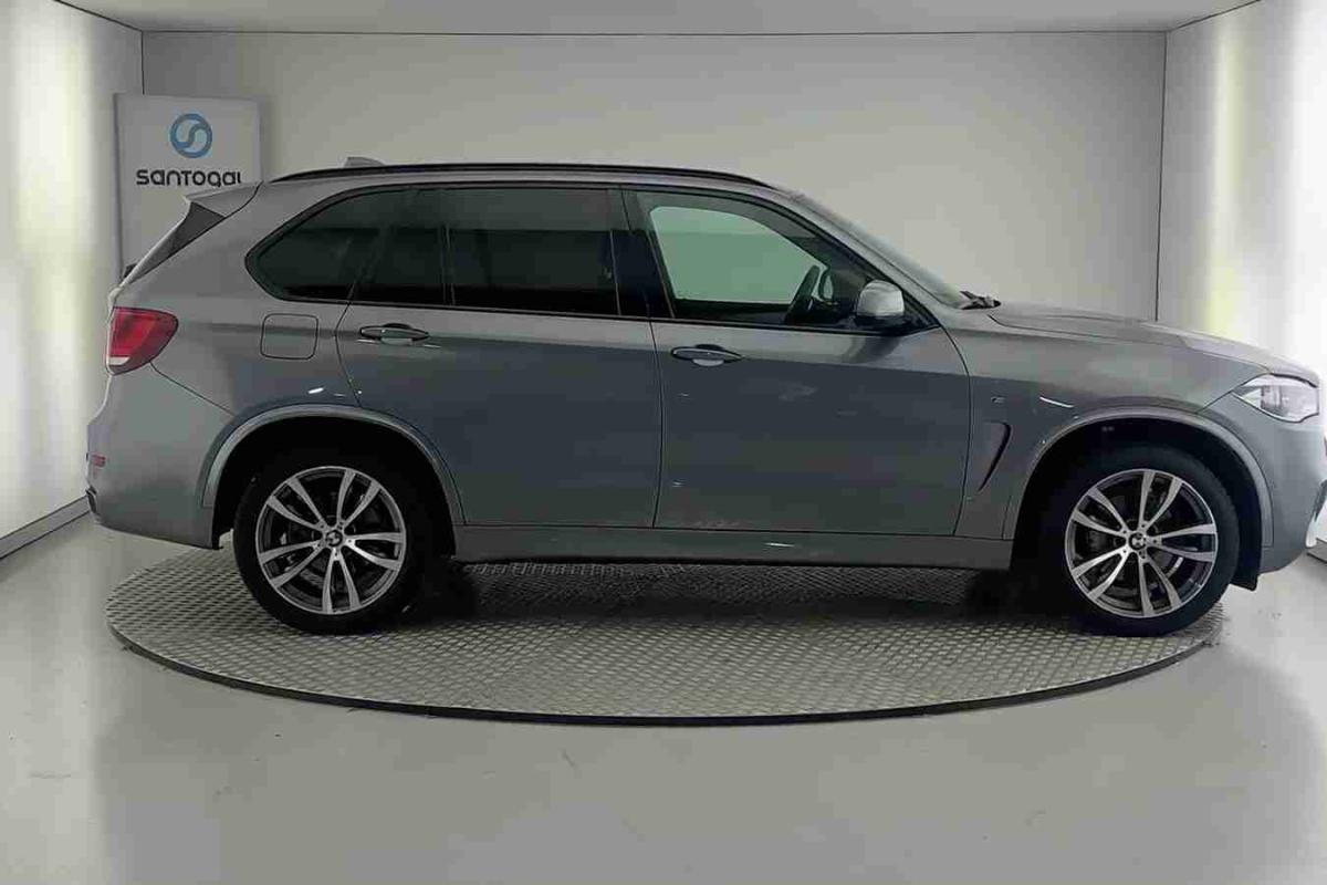 bmw-x5-2018-diesel-1995cc