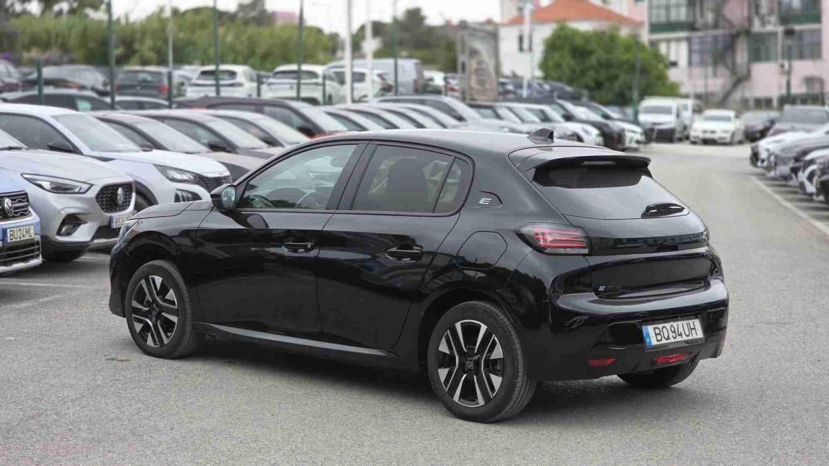 peugeot-e-208-2025-eletrico-0cc