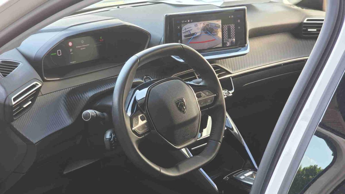peugeot-e-208-2024-eletrico-0cc