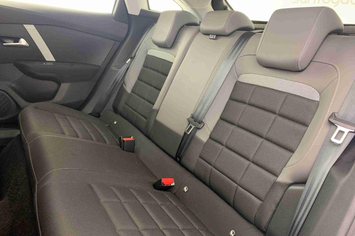 citroen-c4-2025-gasolina-1199cc