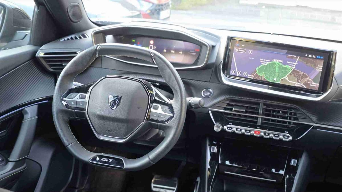 peugeot-e-2008-2025-eletrico-0cc