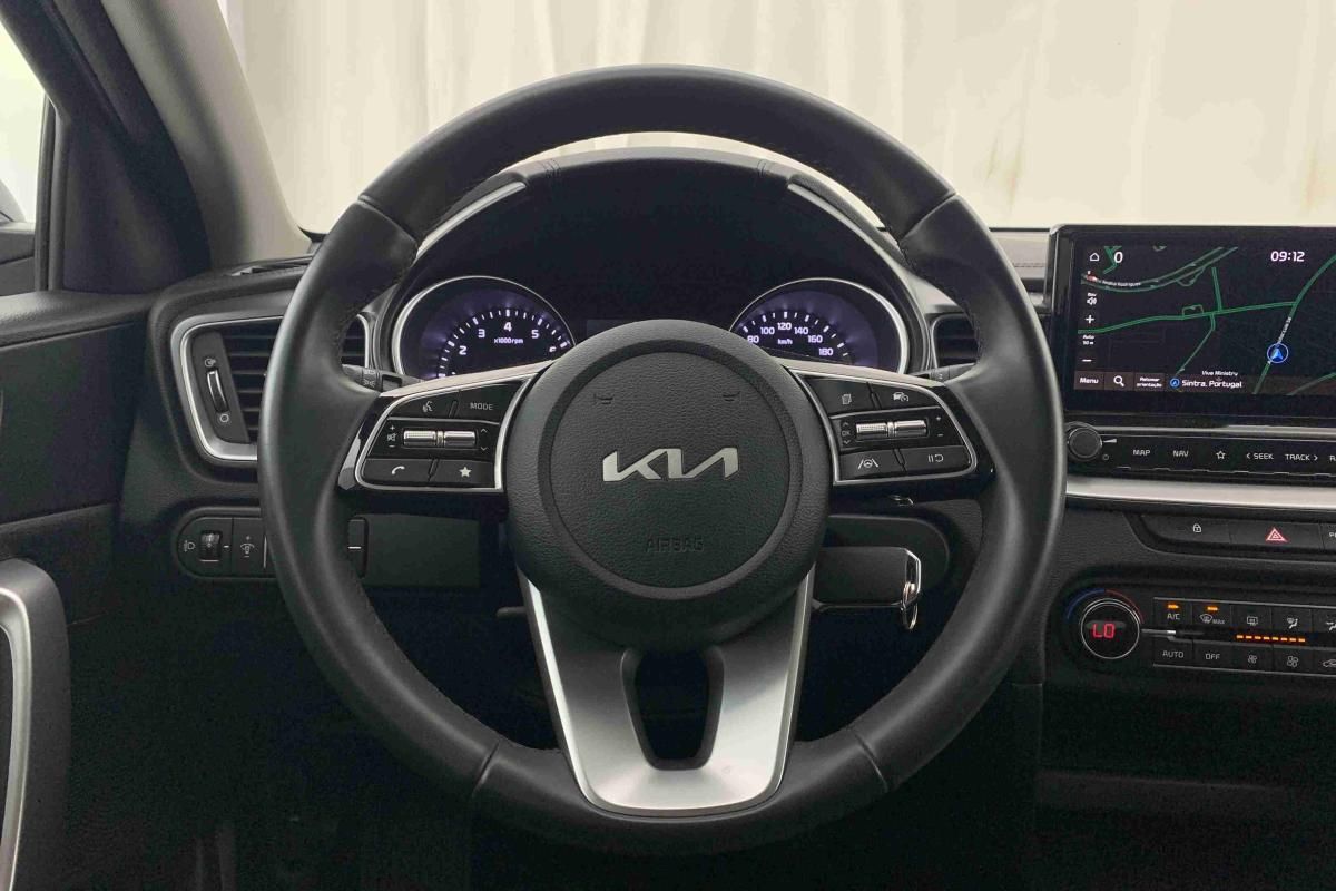 kia-xceed-2024-gasolina-1482cc