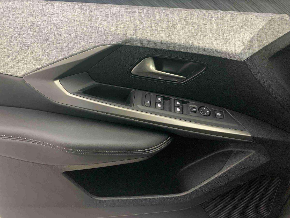peugeot-3008-2025-gasolina-1199cc
