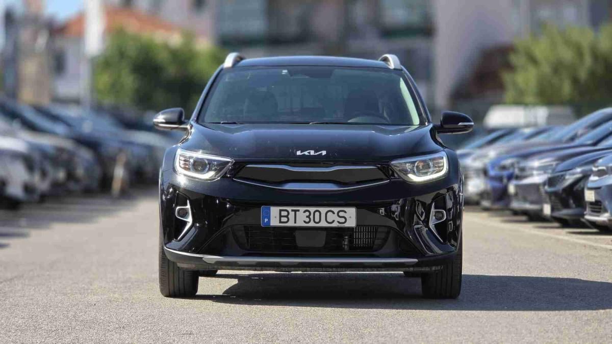 kia-stonic-2025-gasolina-998cc