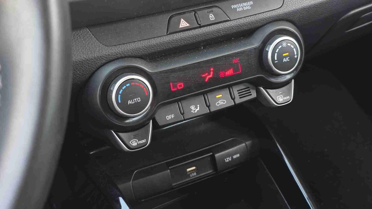 kia-stonic-2025-gasolina-998cc