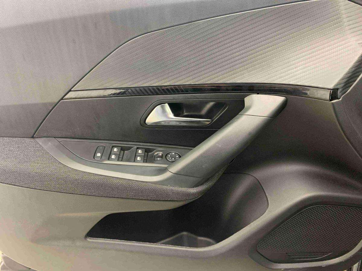 peugeot-2008-2025-gasolina-1199cc
