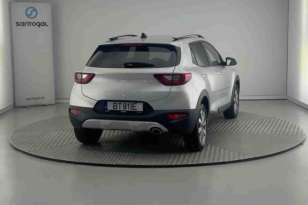kia-stonic-2025-gasolina-1197cc