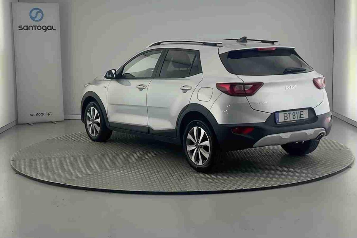 kia-stonic-2025-gasolina-1197cc