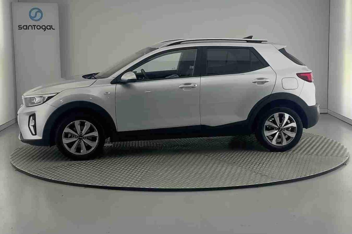 kia-stonic-2025-gasolina-1197cc