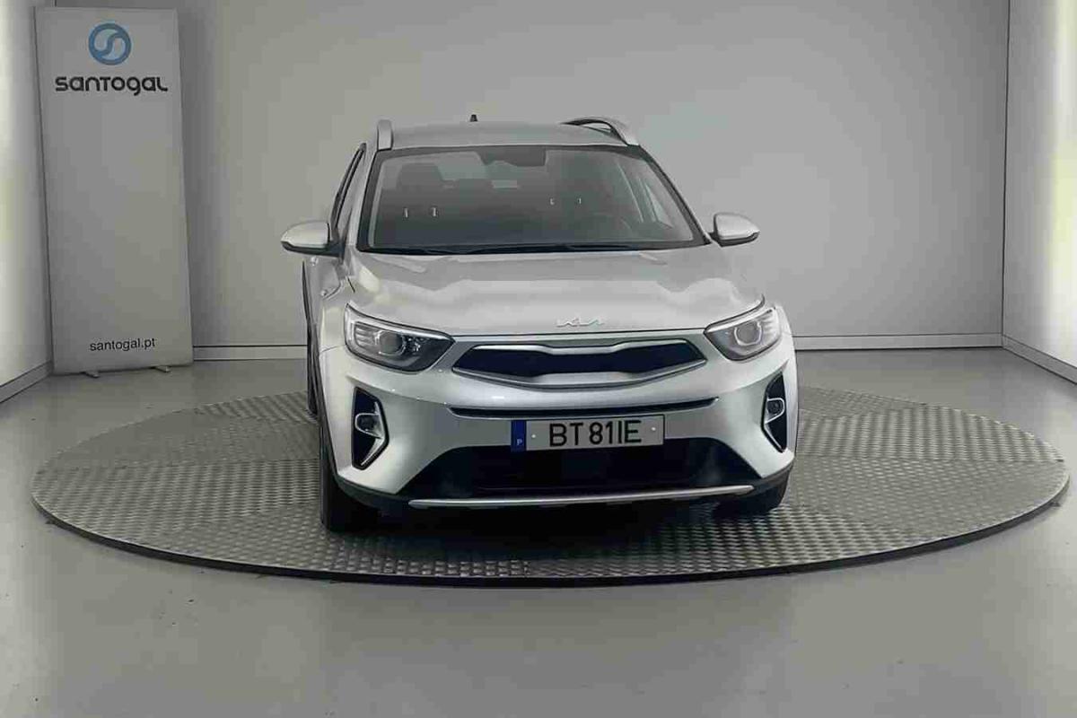 kia-stonic-2025-gasolina-1197cc