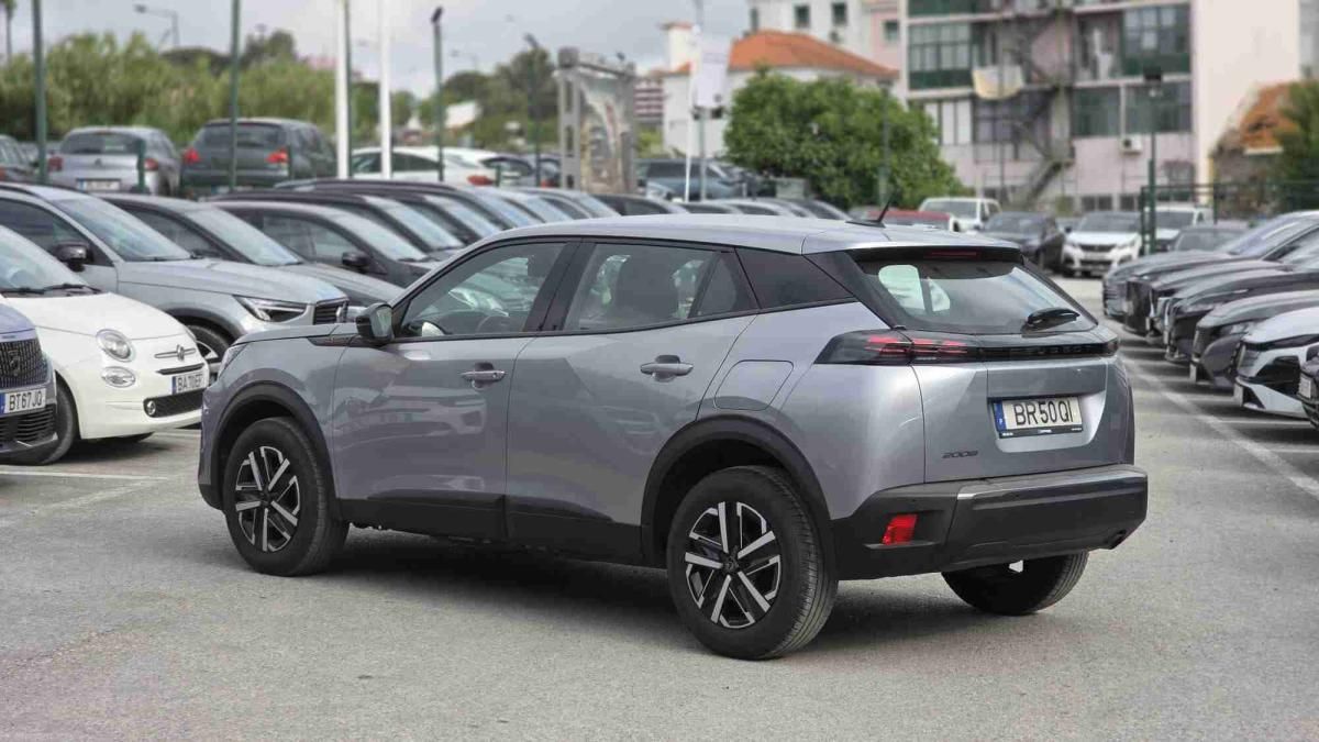 peugeot-2008-2025-gasolina-1199cc