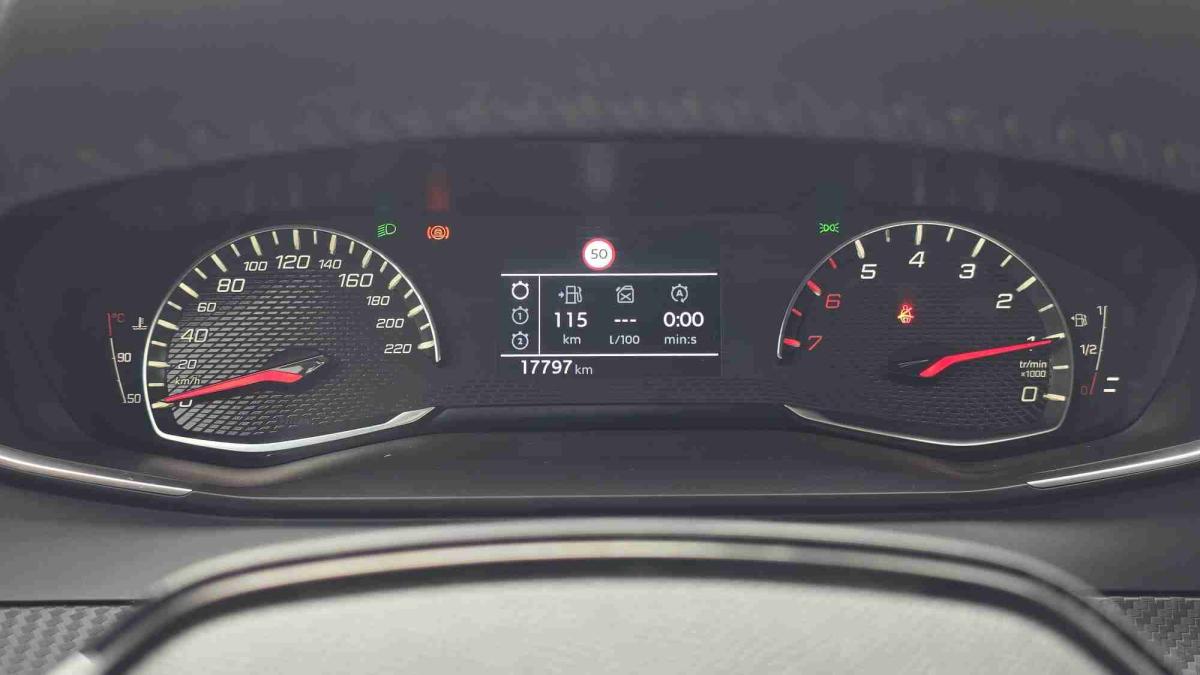 peugeot-2008-2025-gasolina-1199cc