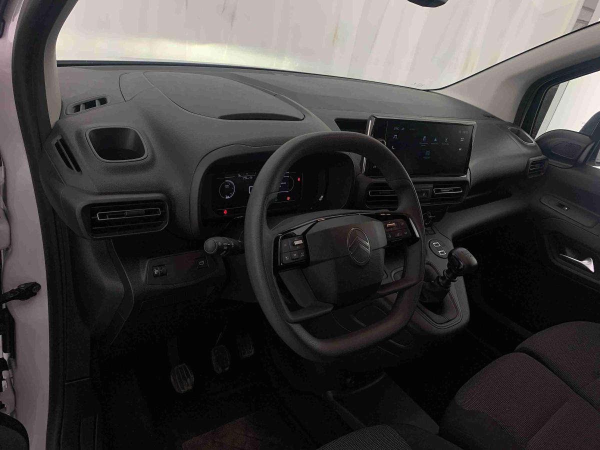 citroen-berlingo-2025-diesel-1499cc