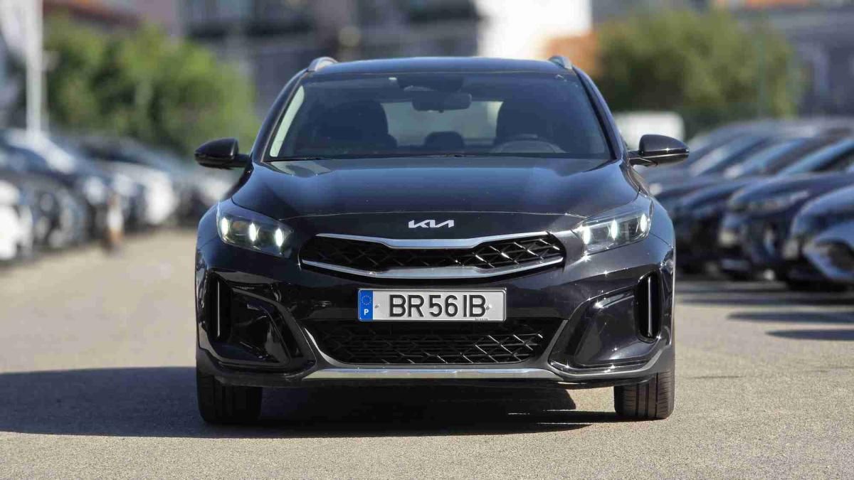 kia-xceed-2025-gasolina-998cc