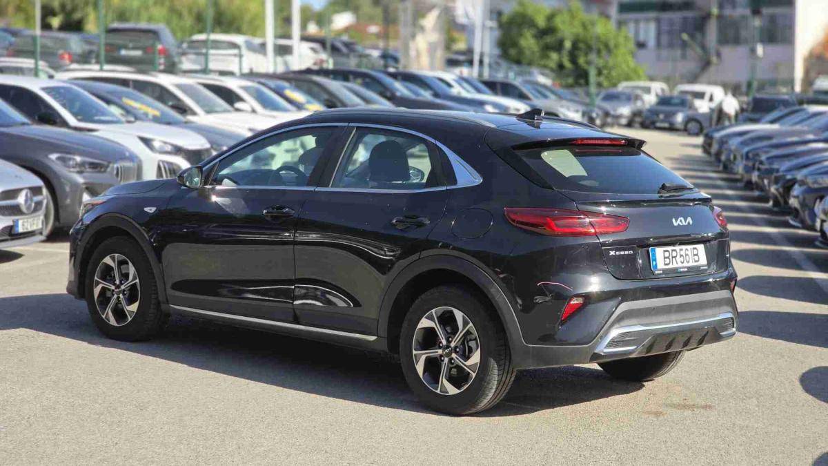 kia-xceed-2025-gasolina-998cc