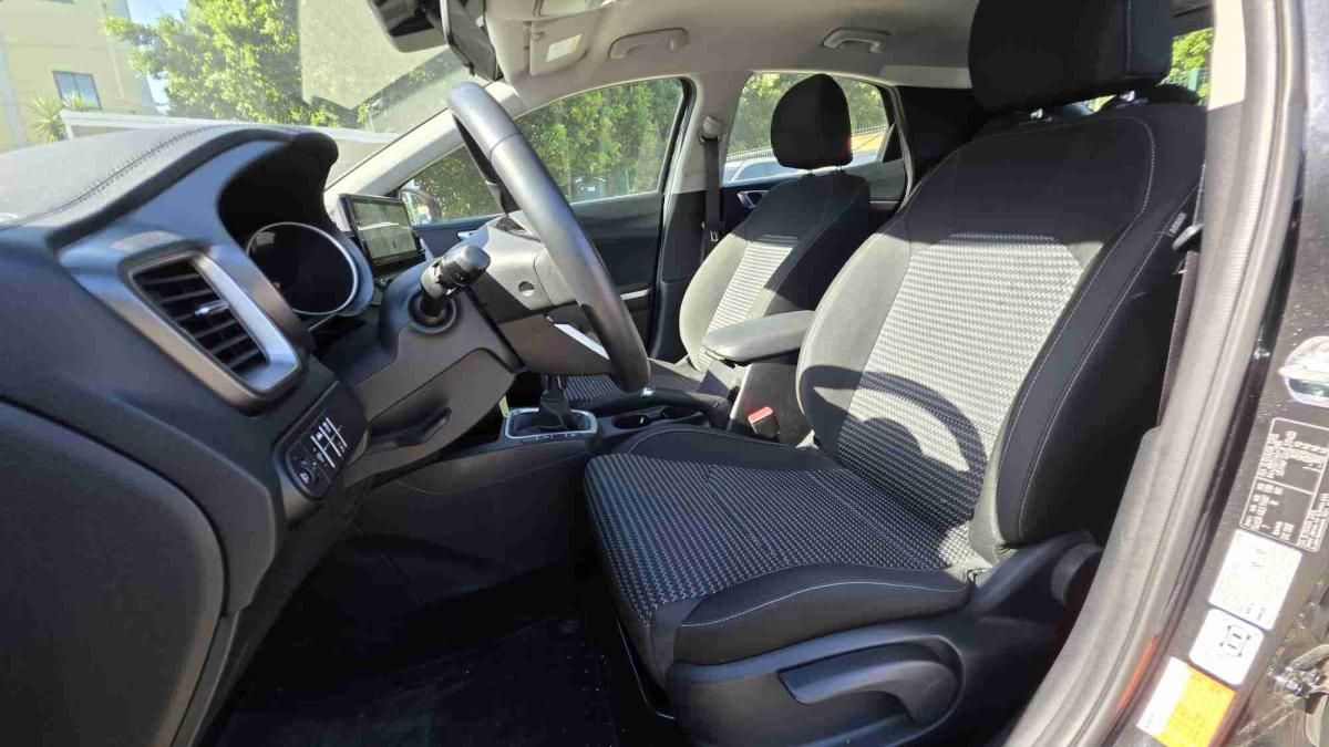 kia-xceed-2025-gasolina-998cc