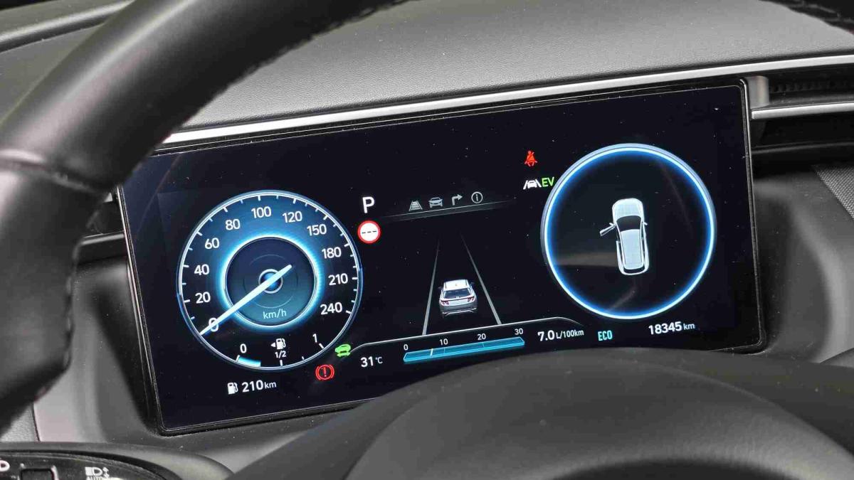 hyundai-tucson-2023-hibrido-1598cc