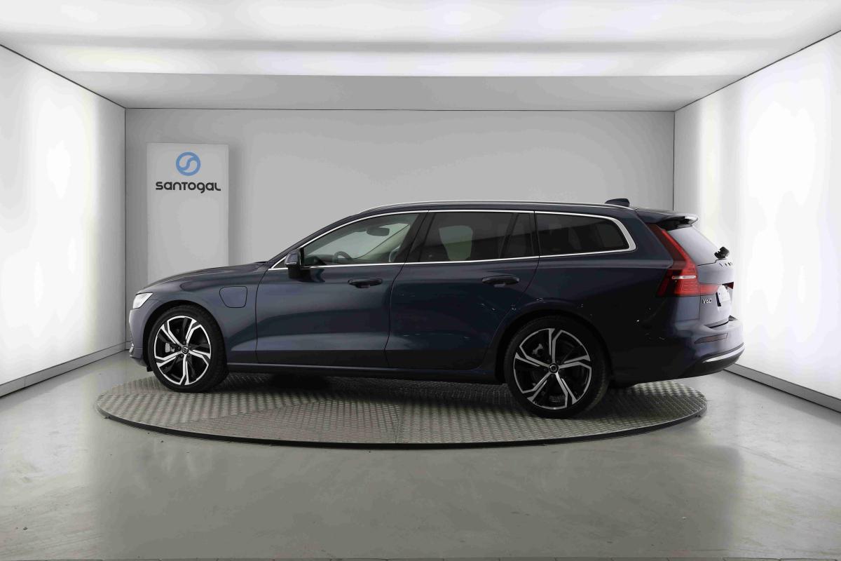 volvo-v60-2025-hibrido-1969cc