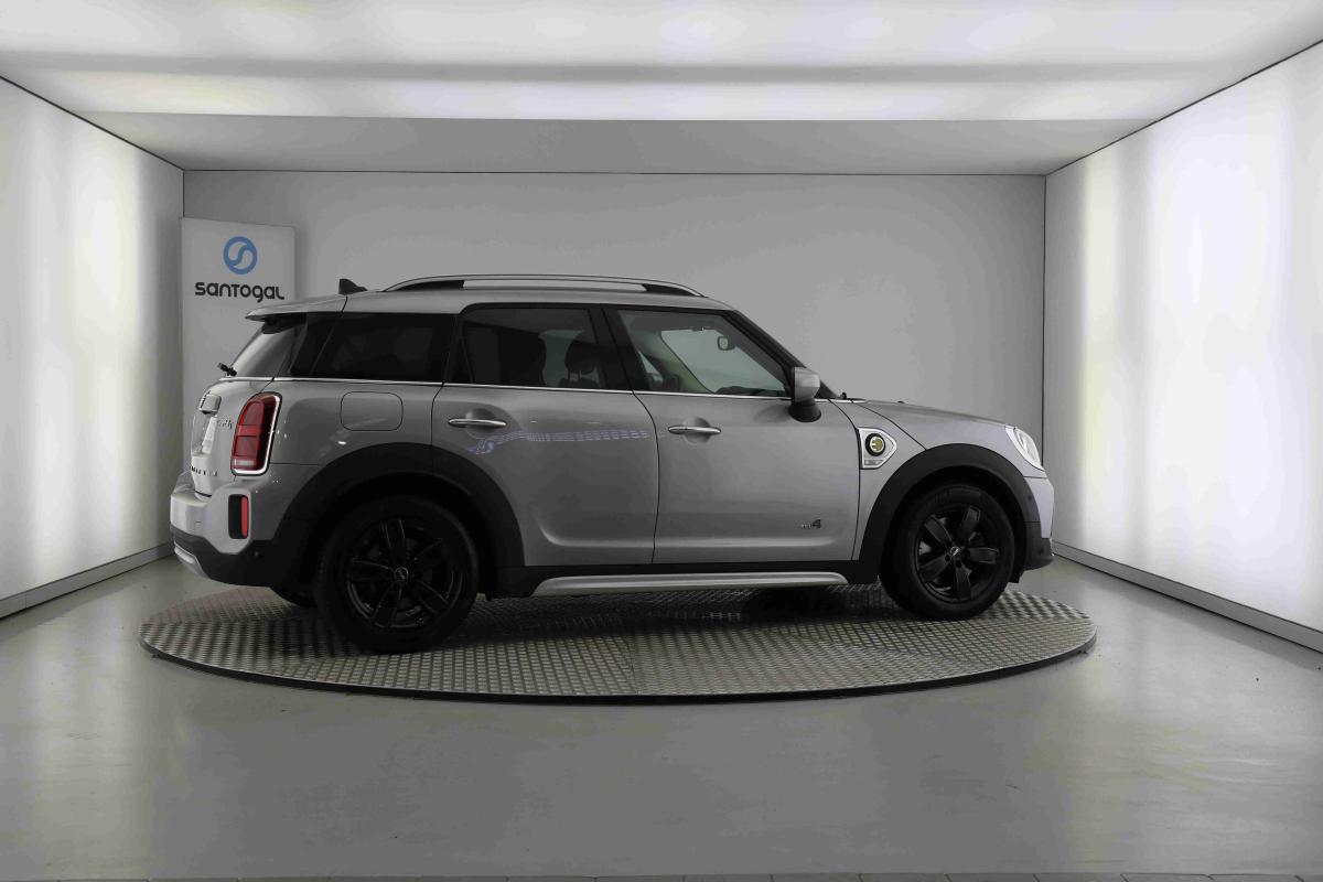 mini-countryman-2023-hibrido-1499cc