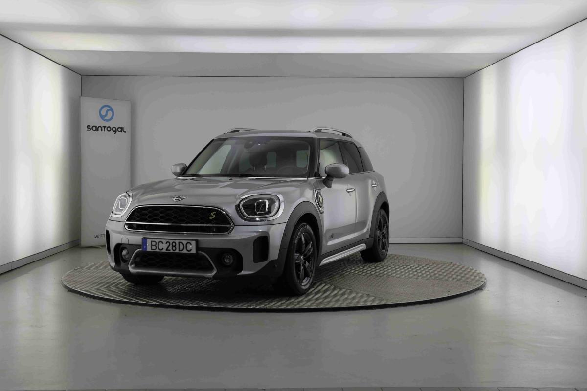 mini-countryman-2023-hibrido-1499cc