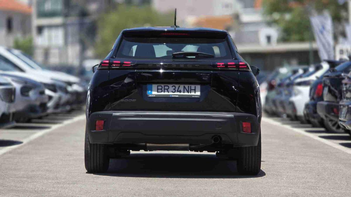 peugeot-2008-2025-gasolina-1199cc
