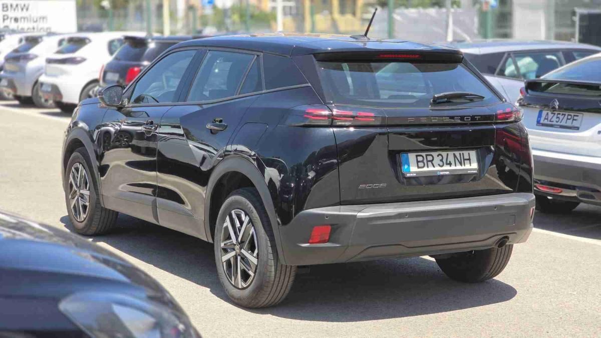 peugeot-2008-2025-gasolina-1199cc