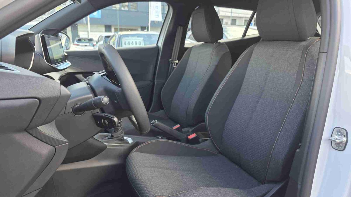 peugeot-2008-2025-gasolina-1199cc