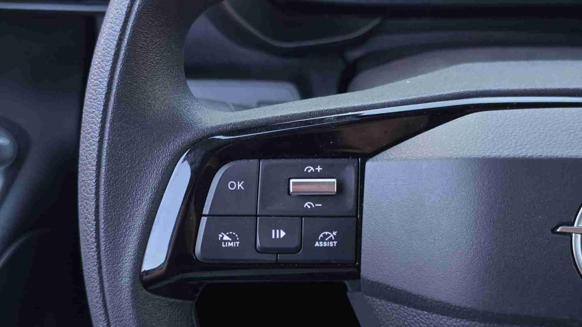 opel-combo-2025-diesel-1499cc
