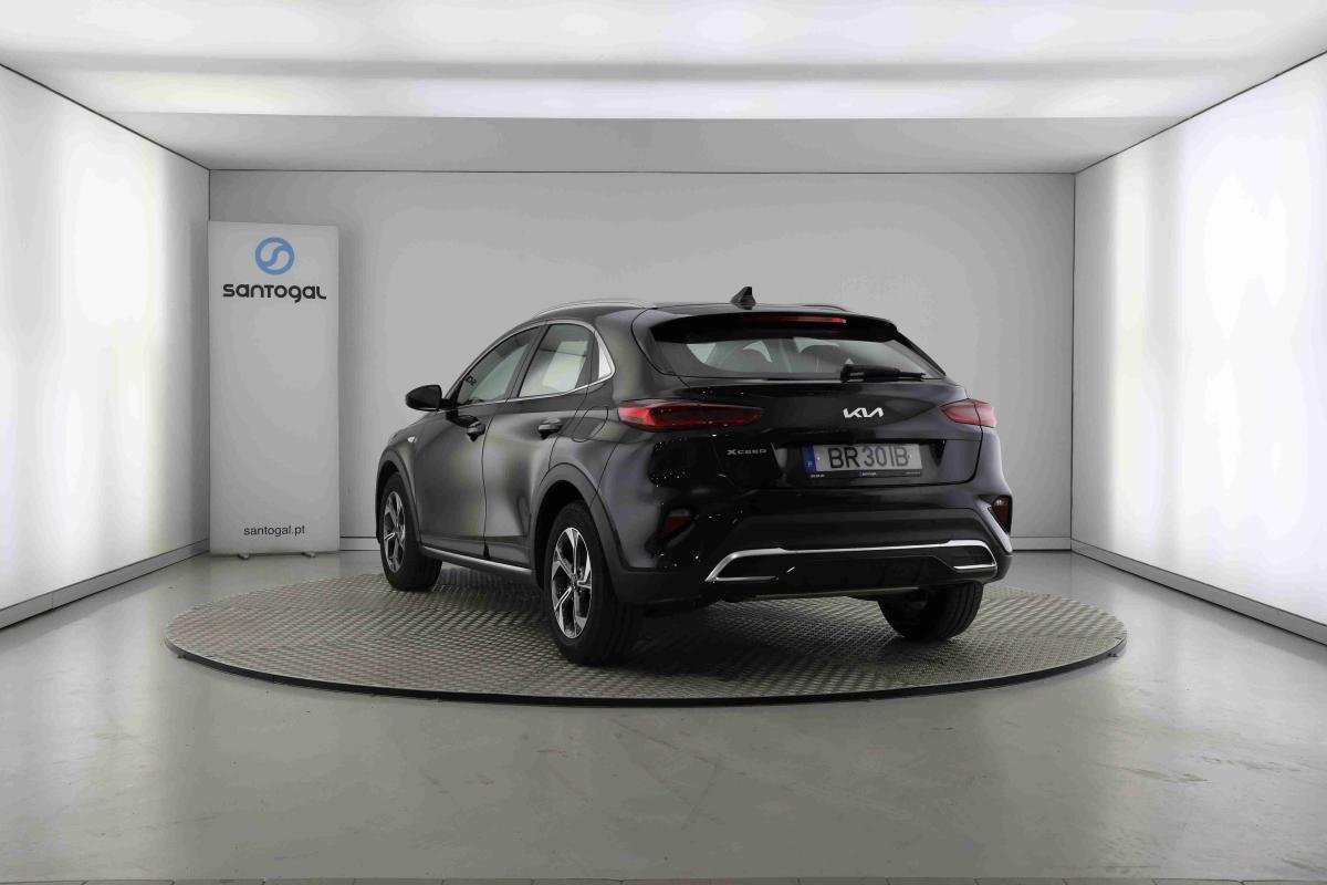 kia-xceed-2025-gasolina-998cc