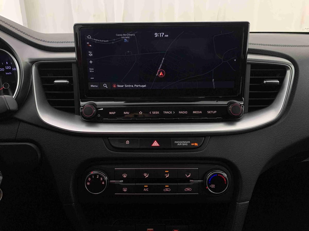 kia-xceed-2025-gasolina-998cc