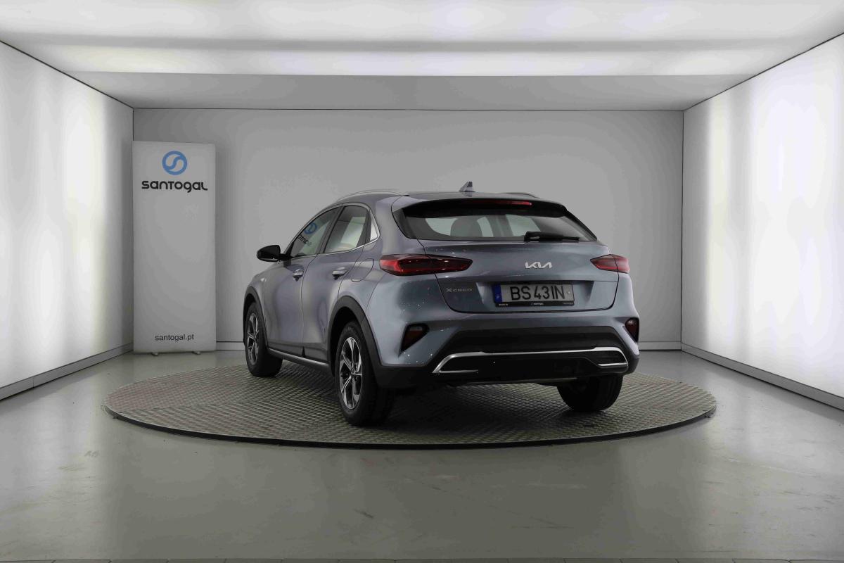 kia-xceed-2025-gasolina-998cc