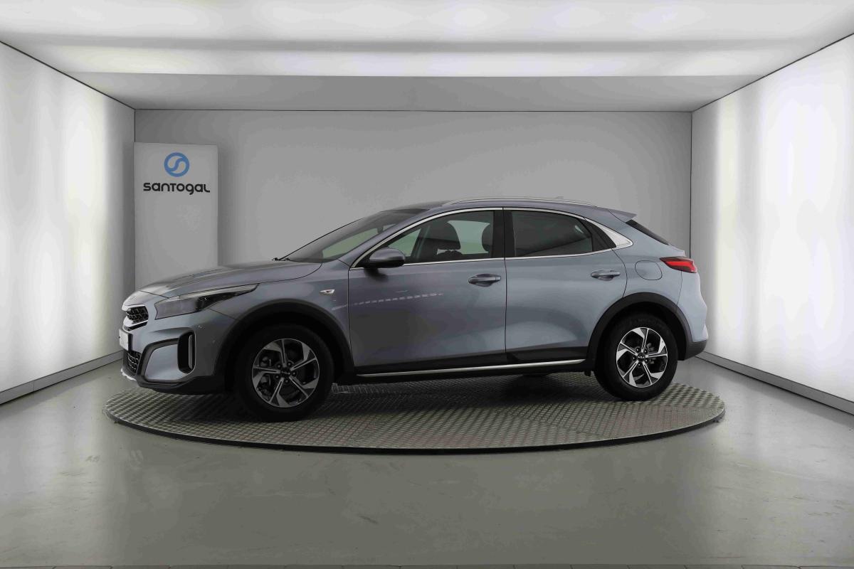kia-xceed-2025-gasolina-998cc