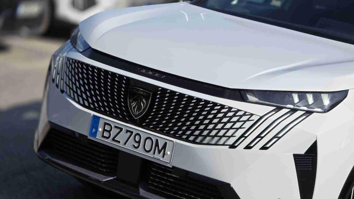 peugeot-5008-2025-eletrico-0cc